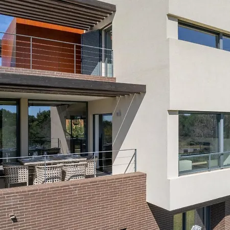 アパート L'orange ヴィラモウラ